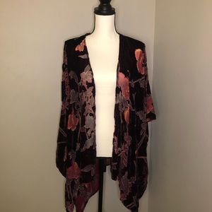 Tilly’s maroon floral velvet kimono